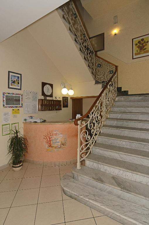 Hotel Bahia Виареджо Екстериор снимка