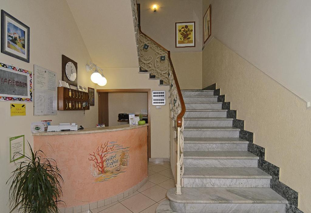 Hotel Bahia Виареджо Екстериор снимка